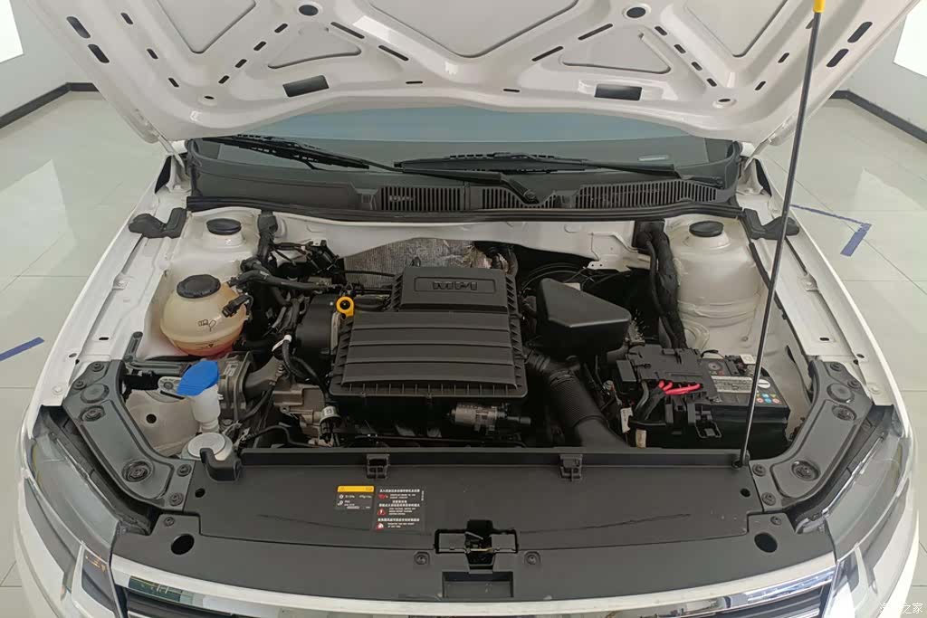Volkswagen Lavida, 2023 10