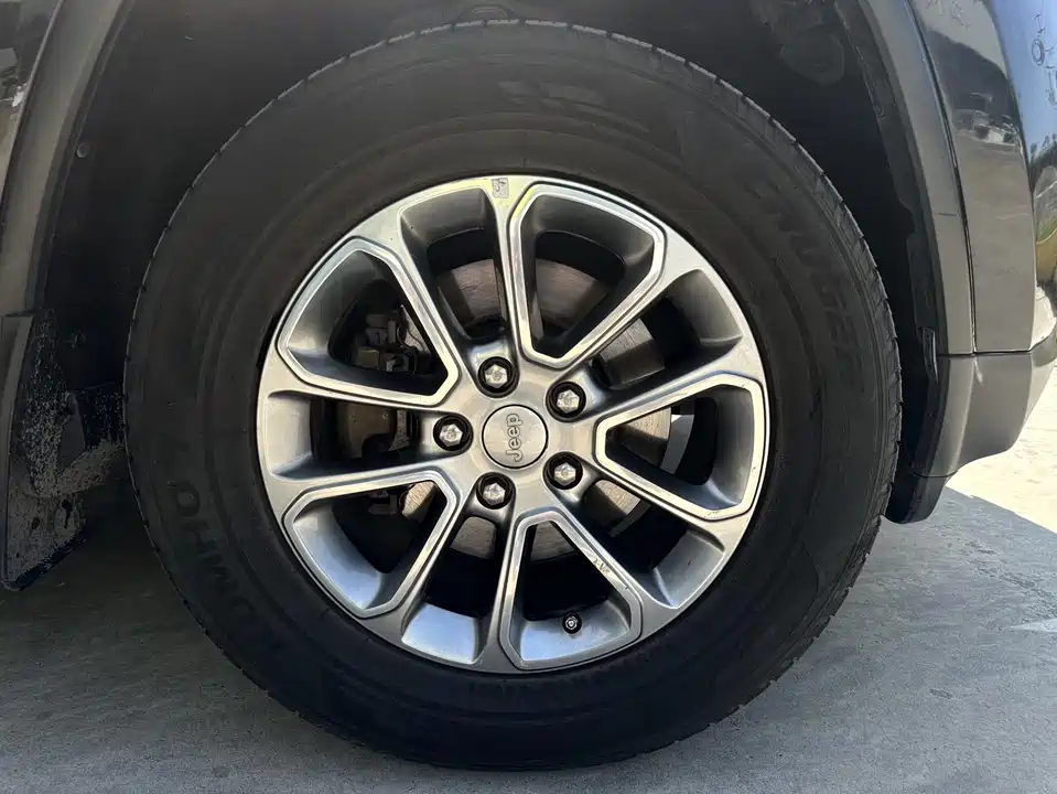 Jeep Grand Cherokee Jeep Grand Cherokee