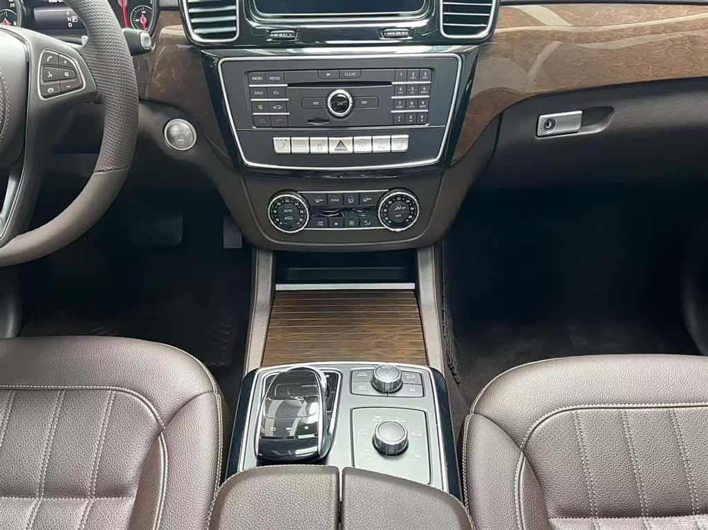 Mercedes-Benz GLS, 2018 12