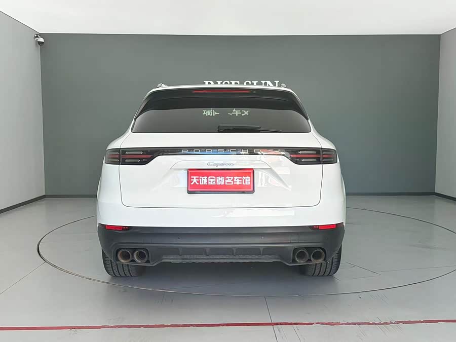 Porsche Cayenne 2019, фото 21