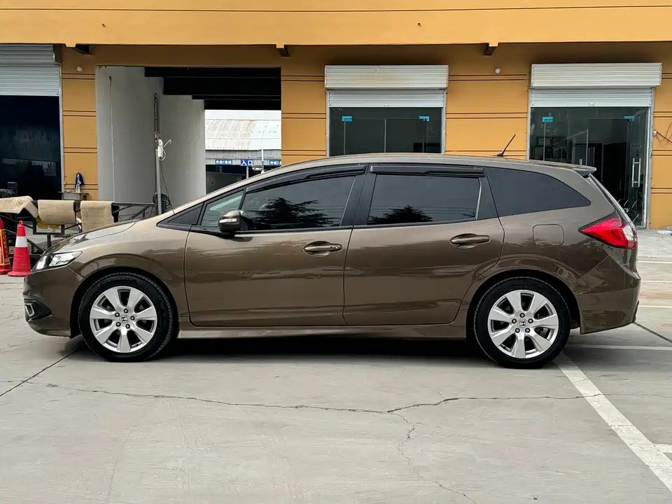 Honda Jade