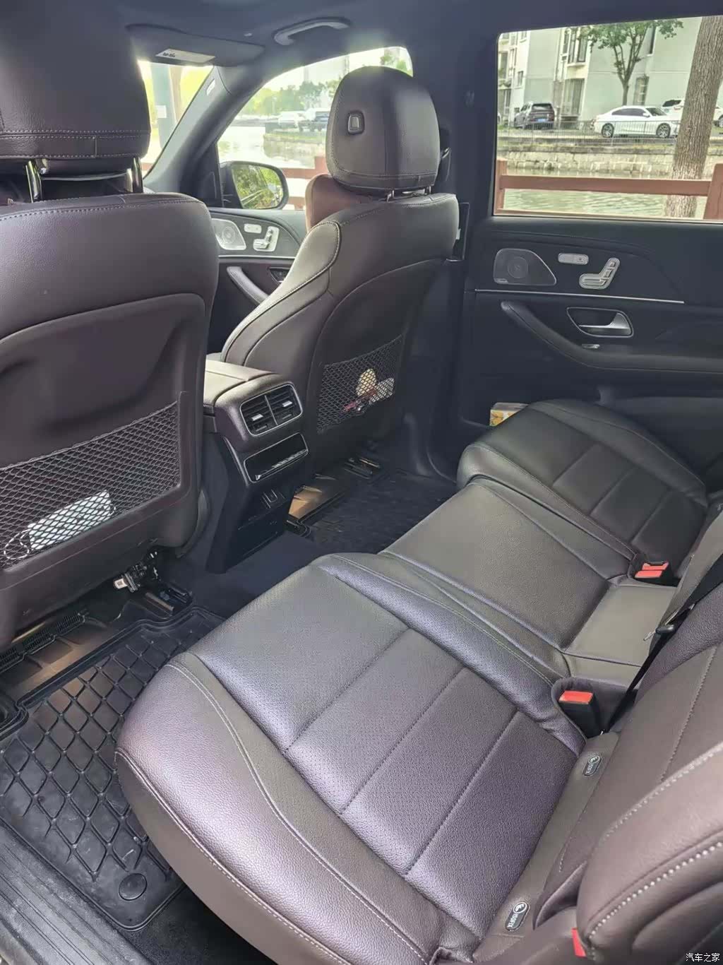Mercedes-Benz GLS, 2022 все фото