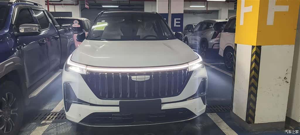 Geely Boyue, 1900 3