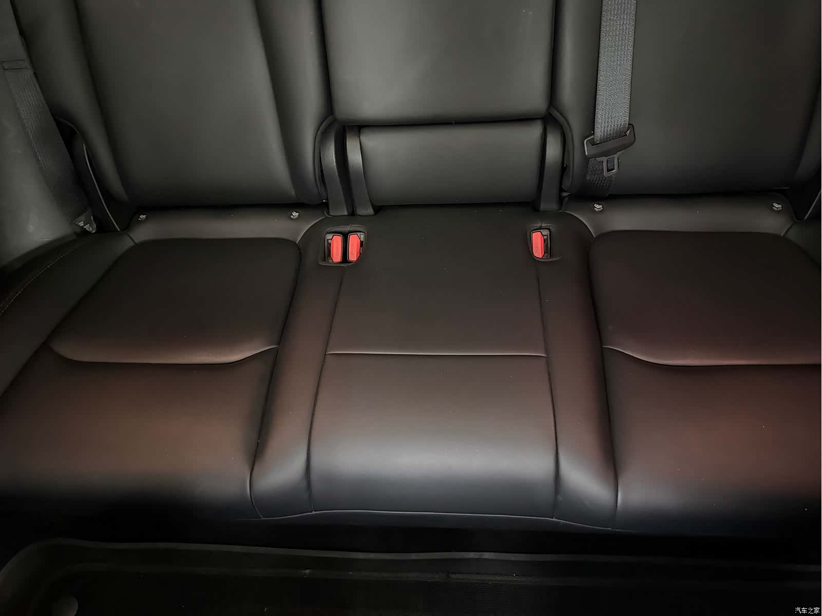 Tesla Model Y, 2023 11