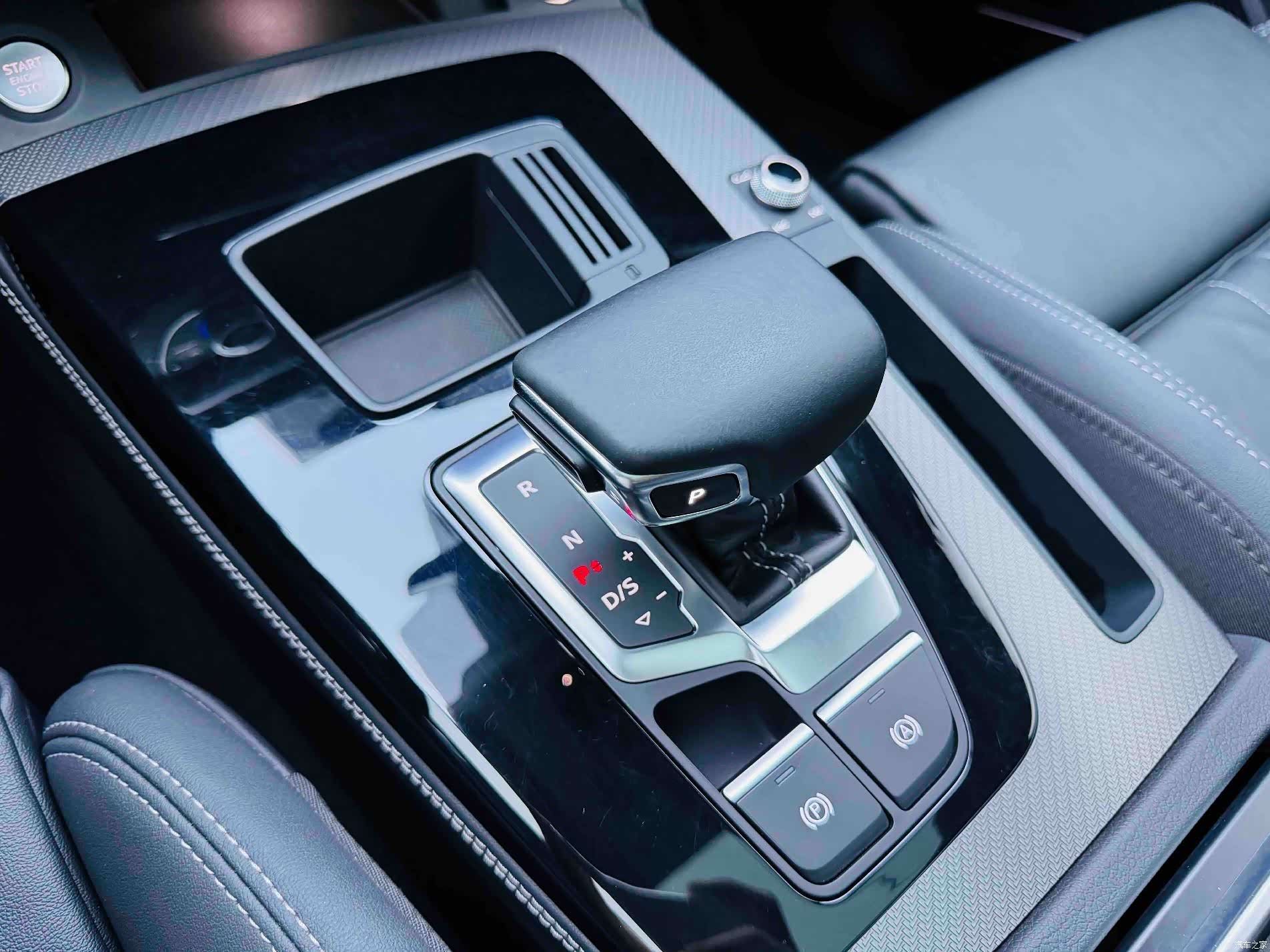Audi Q5L, 2022 15