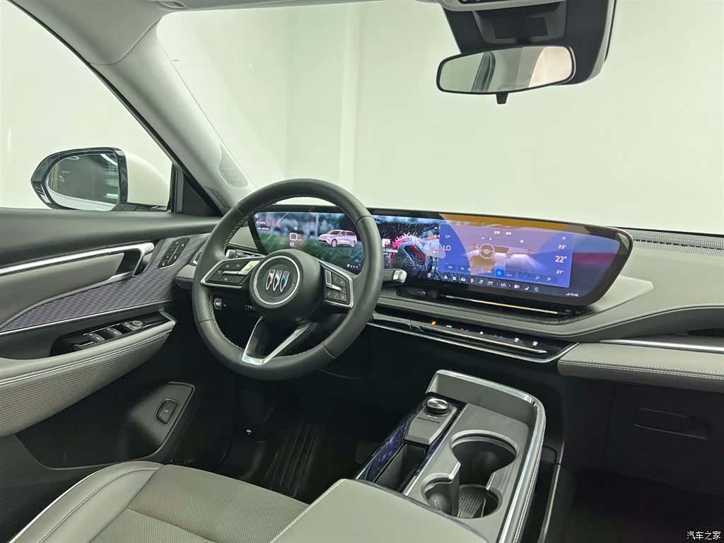 Buick E5, 2025 24