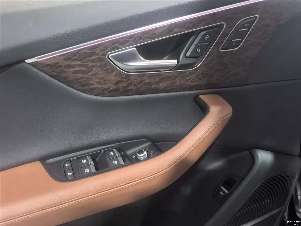 Audi Q7, 2023 11