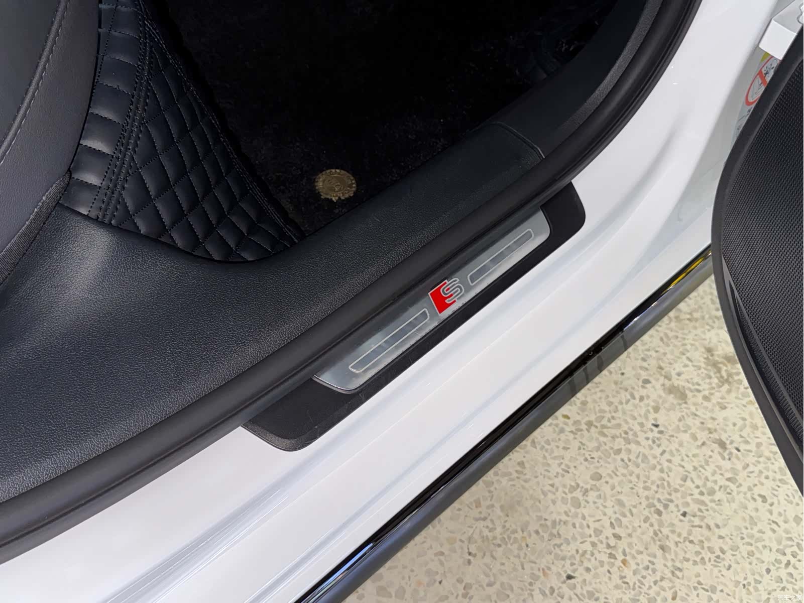 Audi A4L, 2023 37