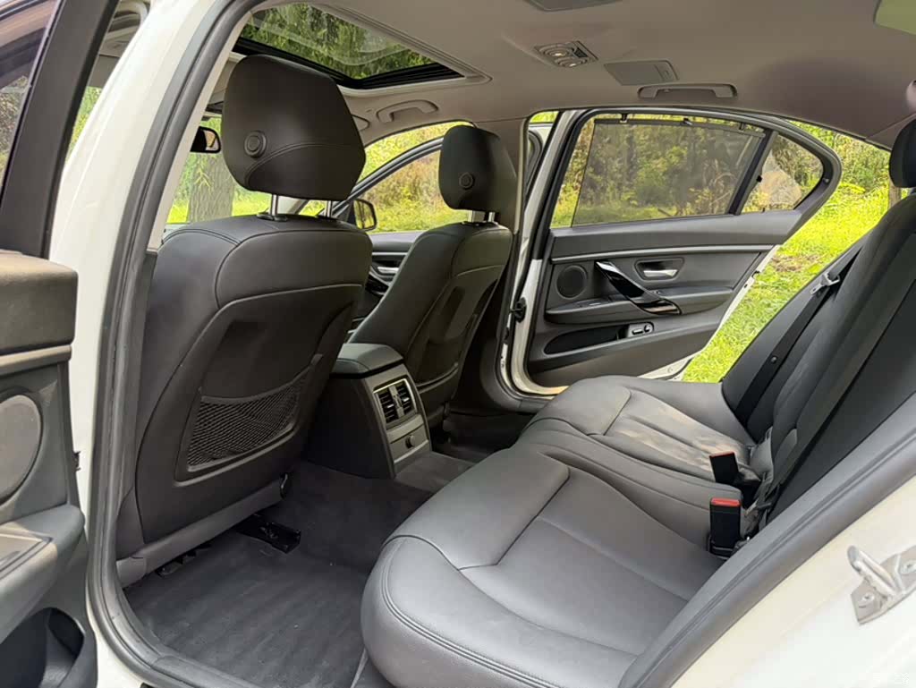 BMW 3 Series, 2016 15