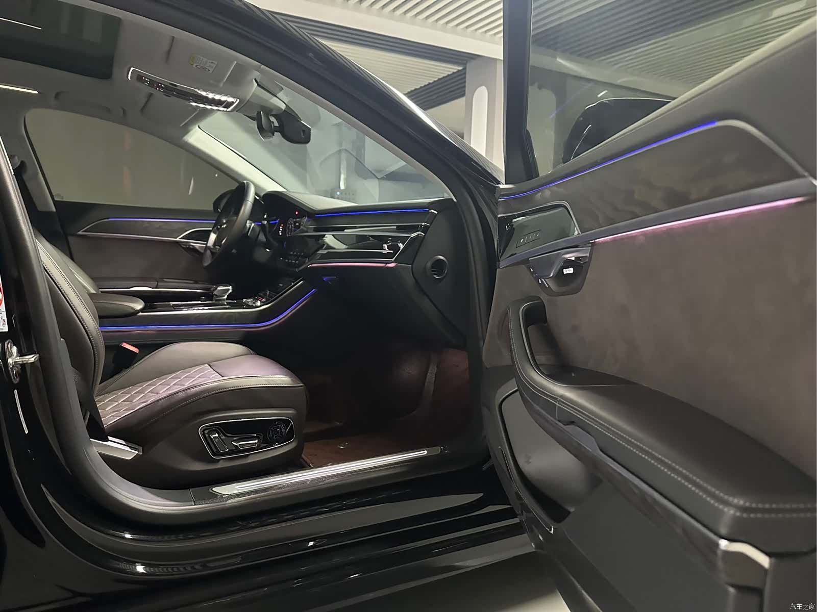 Audi A8L, 2023 22
