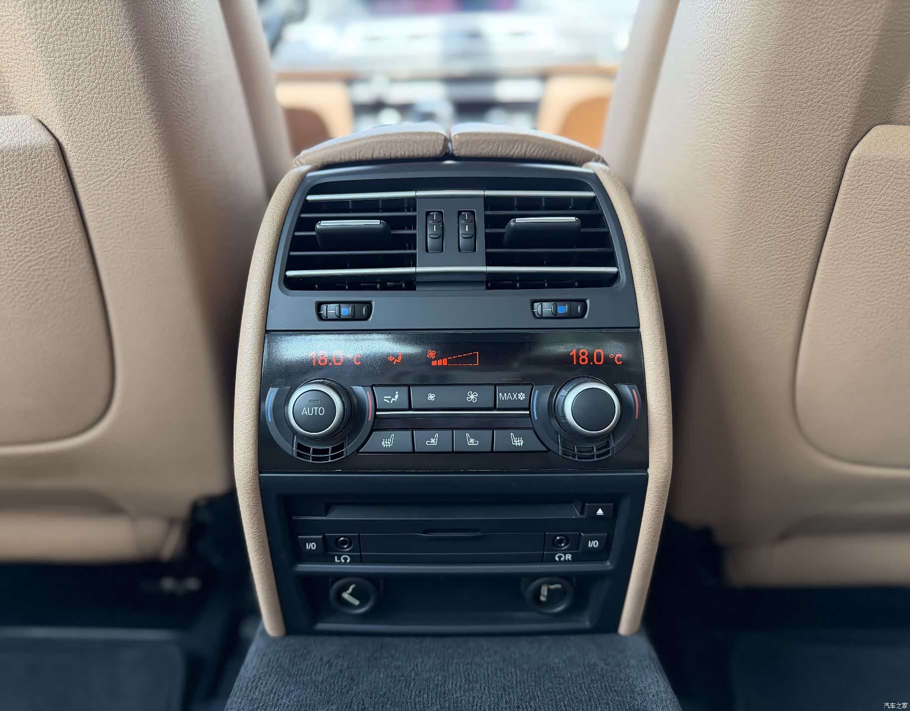 BMW 7 Series, 2013 23