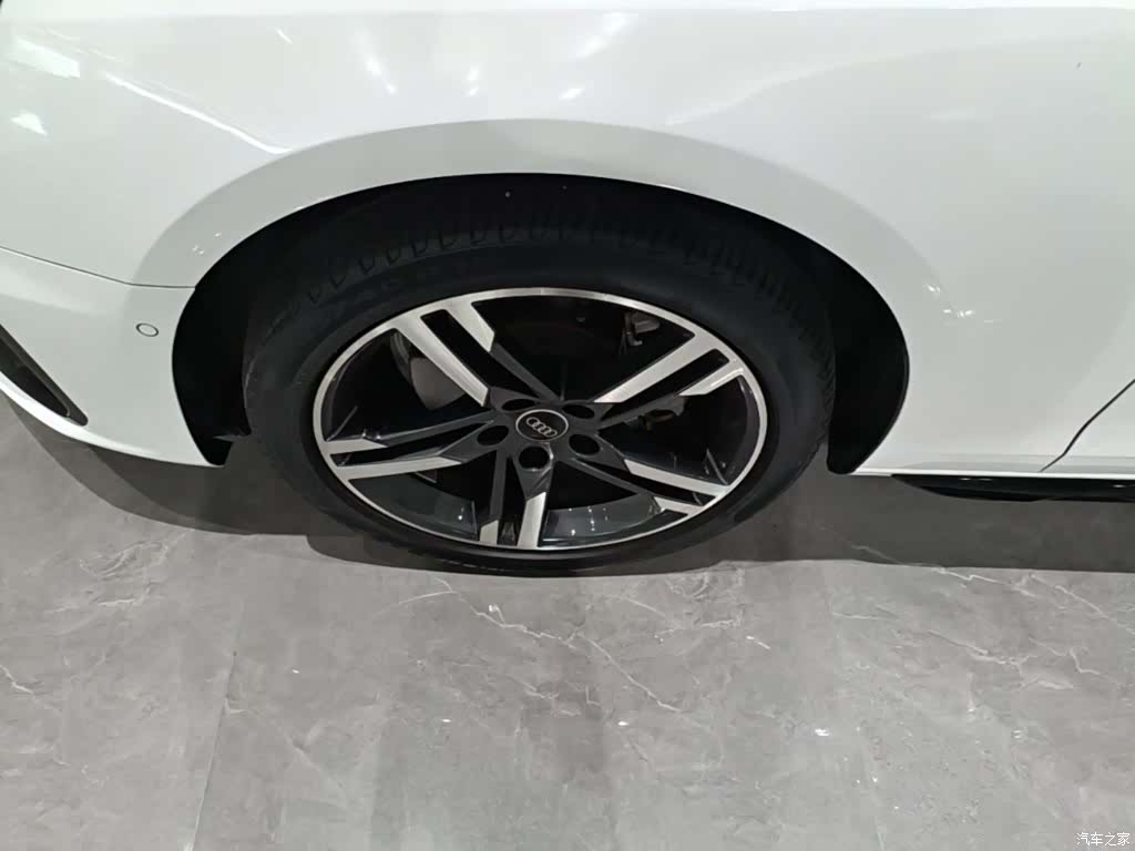 Audi A4L, 2023 23