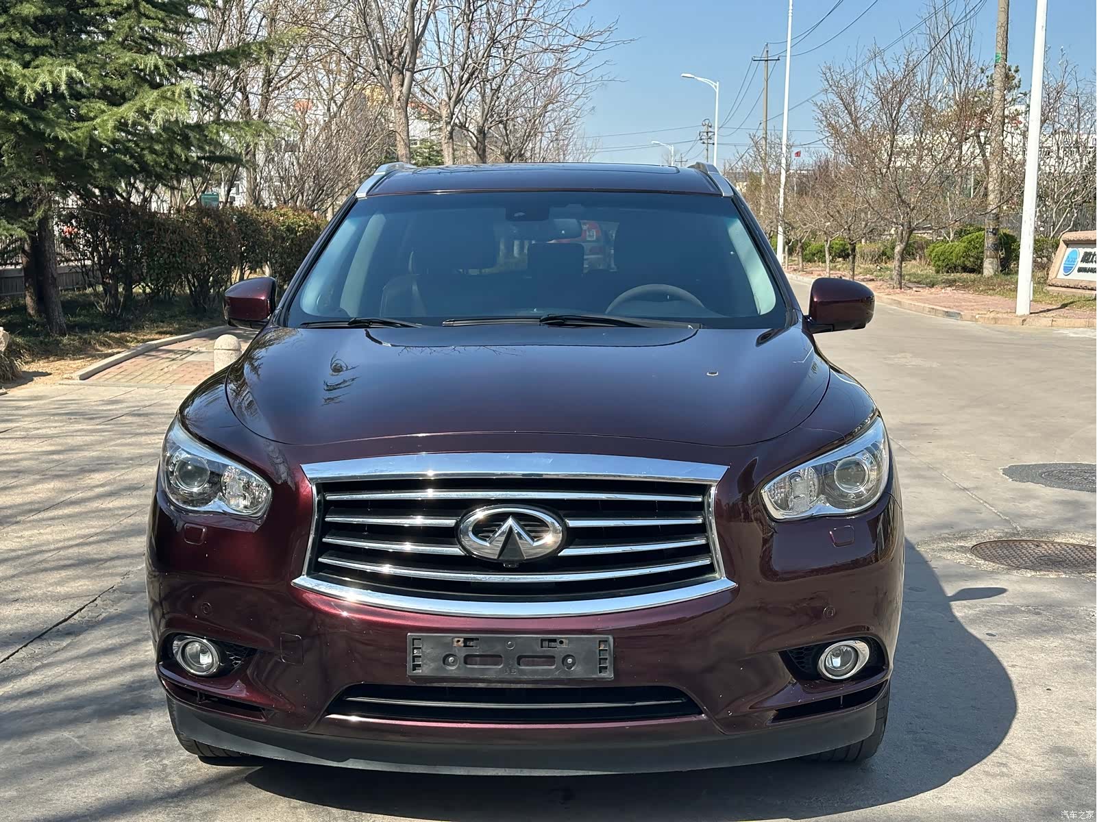 Infiniti JX35, 2014 2