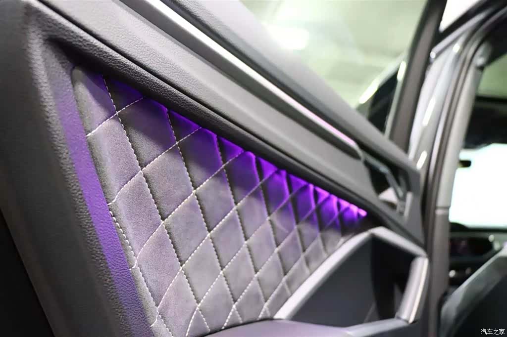 Audi Q3, 2026 11