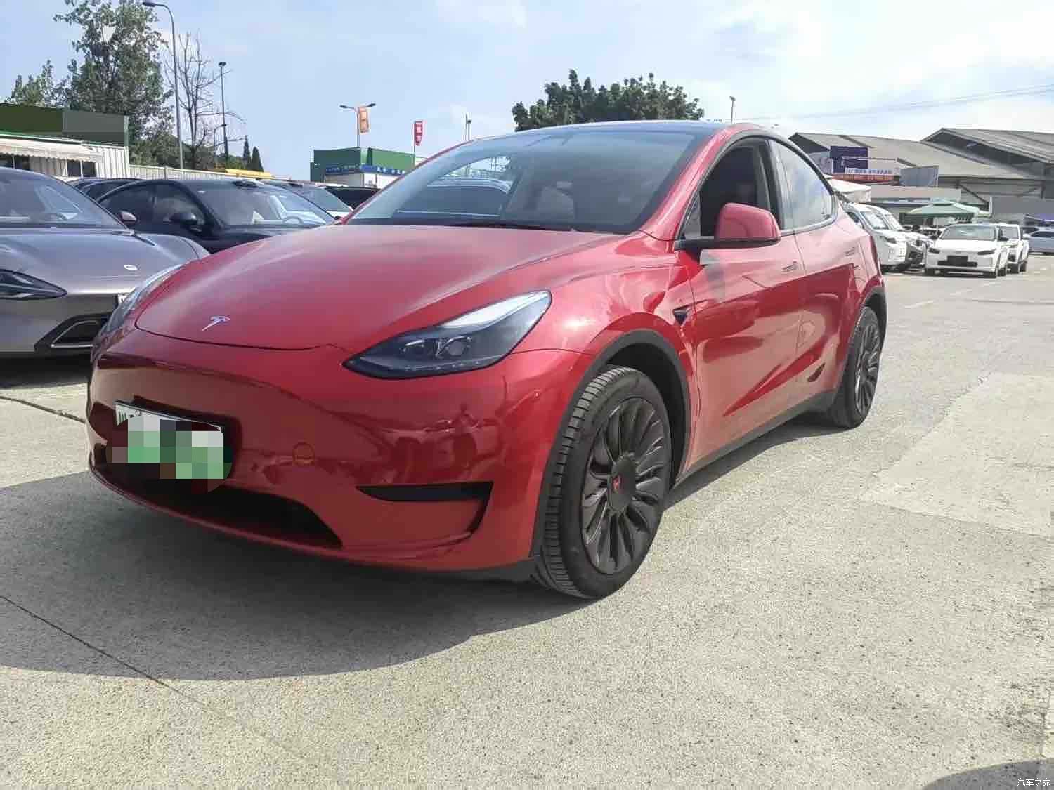 Tesla Model Y, 2022 1