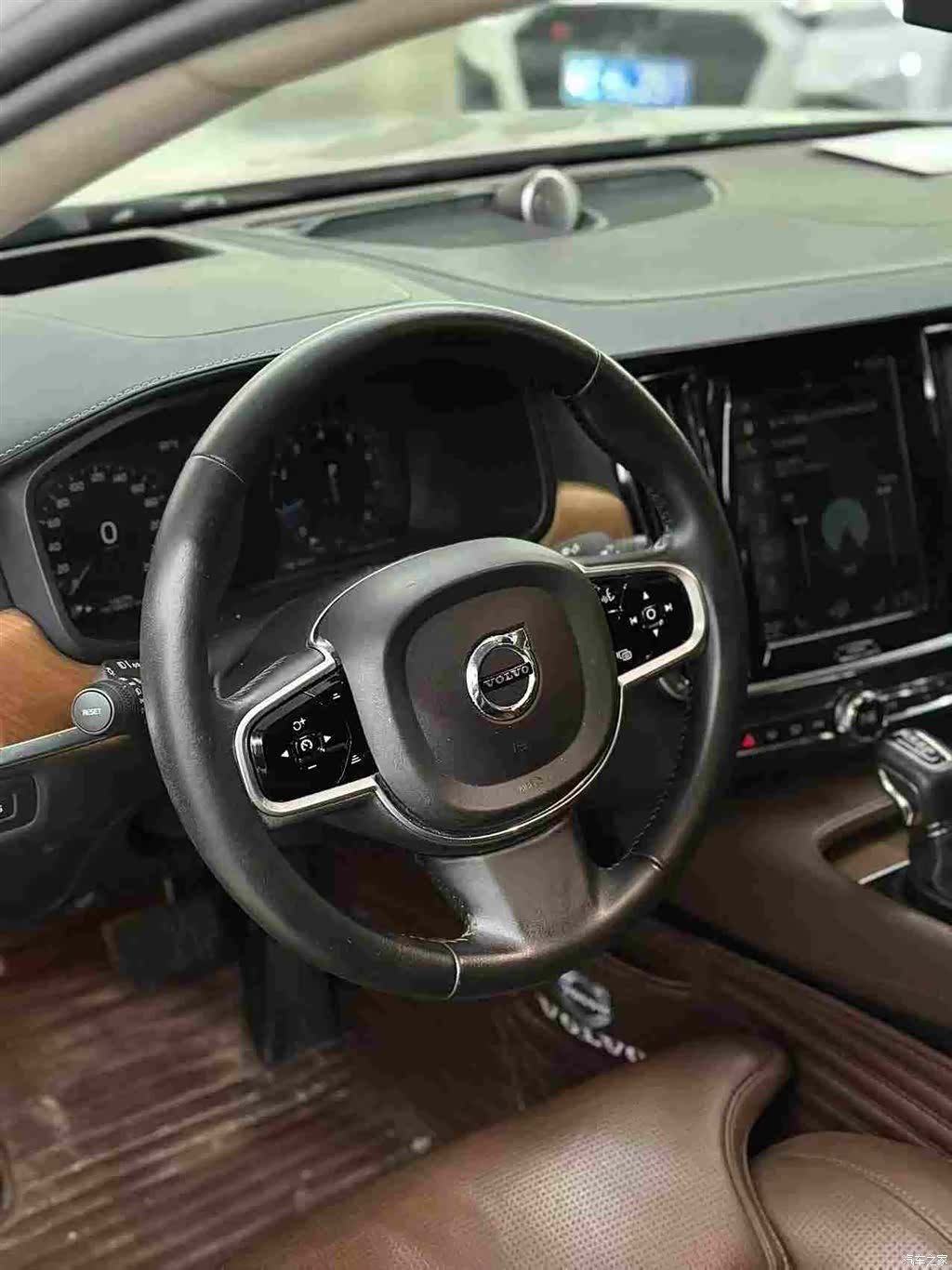 Volvo S90, 2017 4