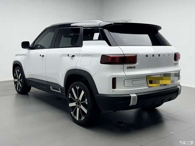 Geely Icon, 2023 4