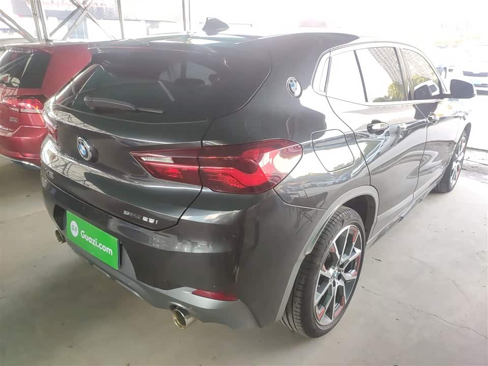 BMW X2