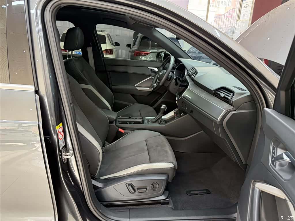 Audi Q3, 2023 22