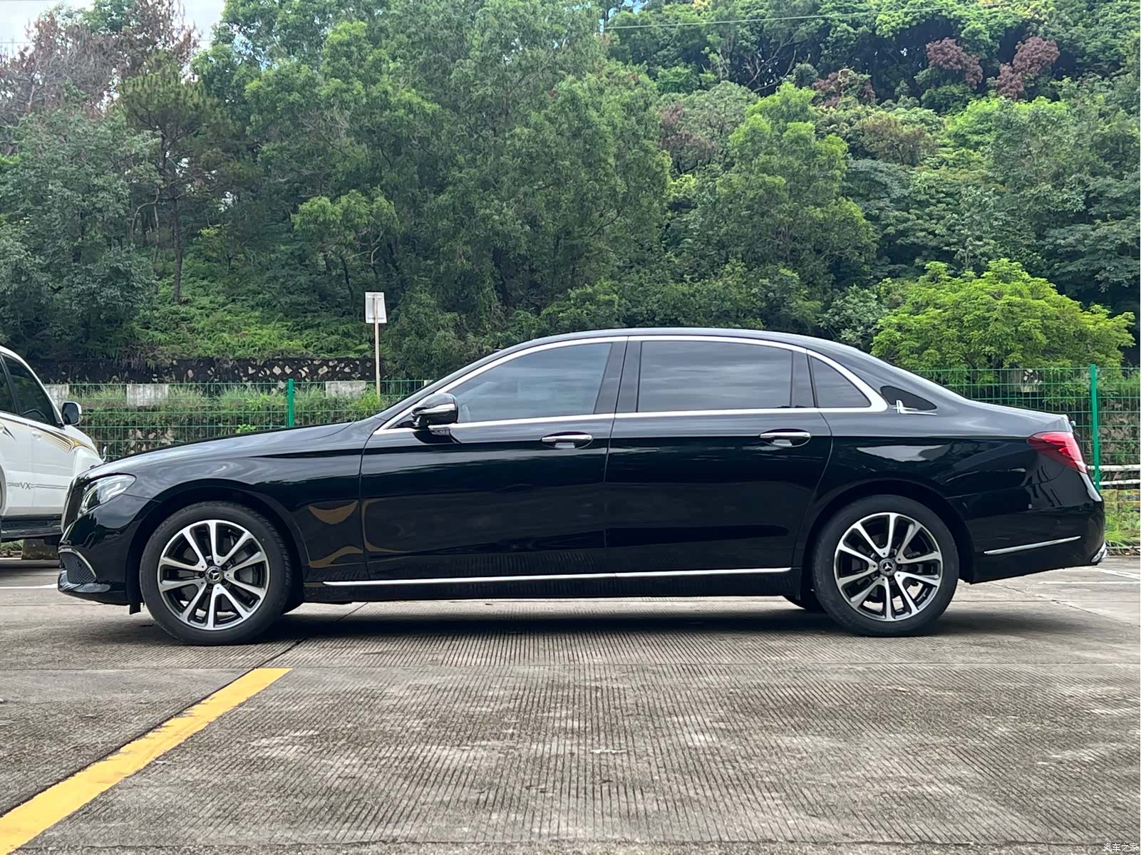 Mercedes-Benz E-Class, 2018 4