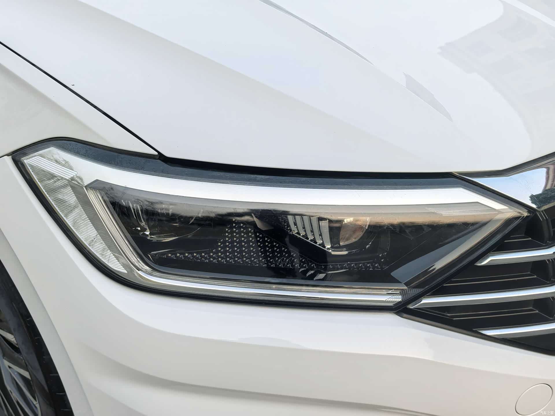 Volkswagen Sagitar, 2019 7