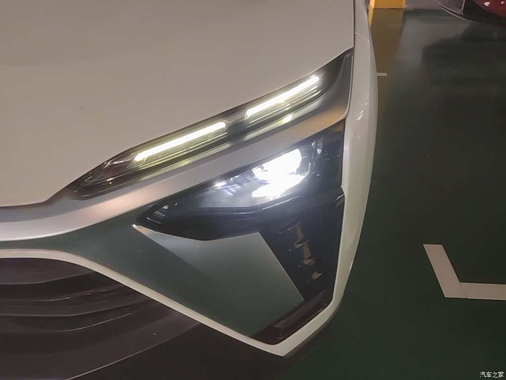 NIO ES8, 2023 24