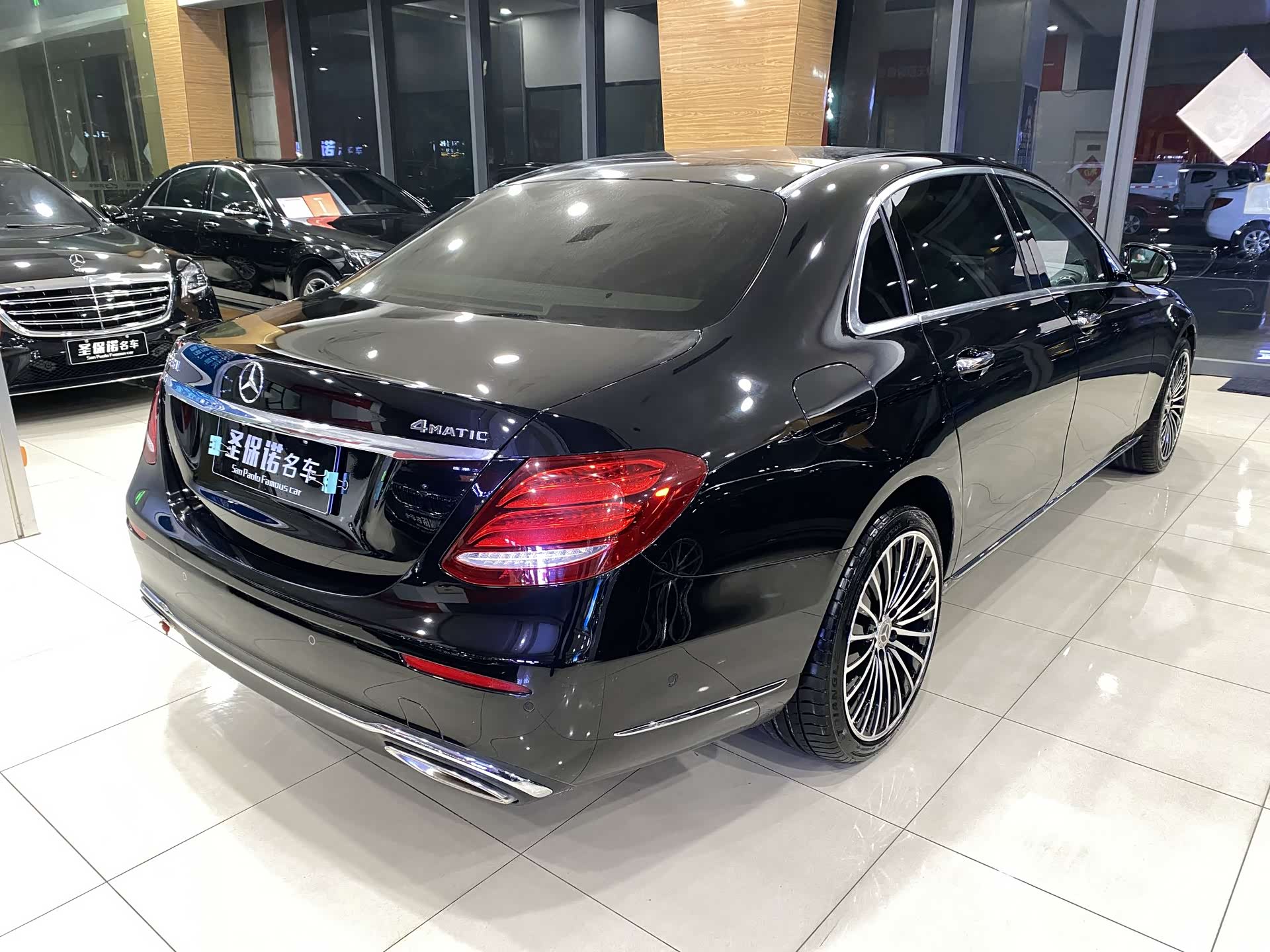 Mercedes-Benz E-Class, 2018 4