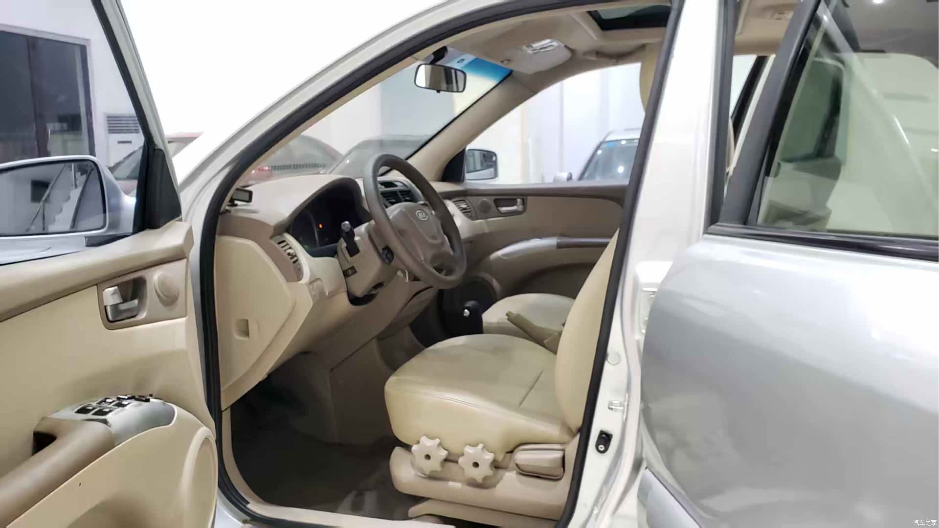 Kia GLS, 2008 4