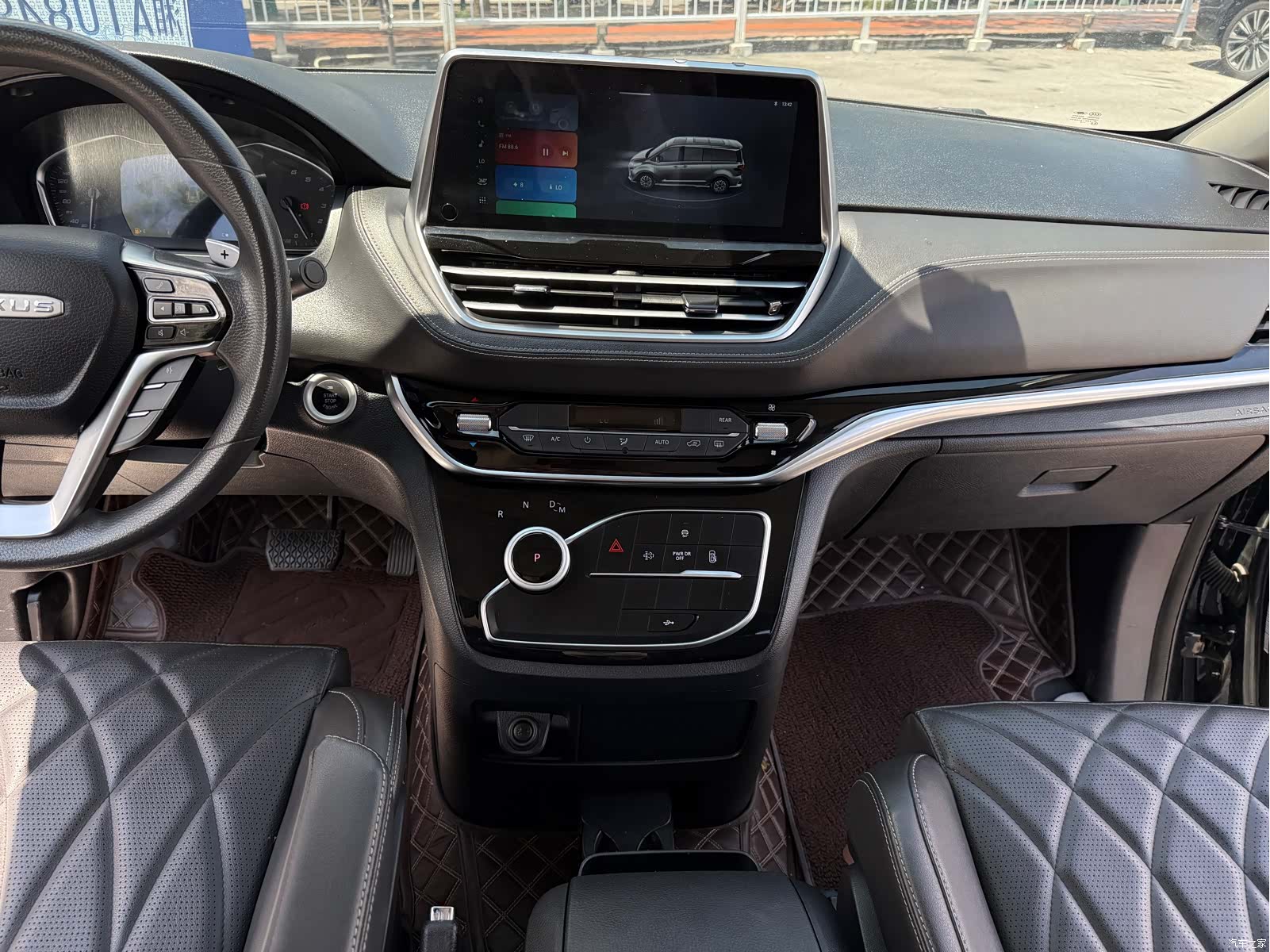 Maxus G20, 2023 17