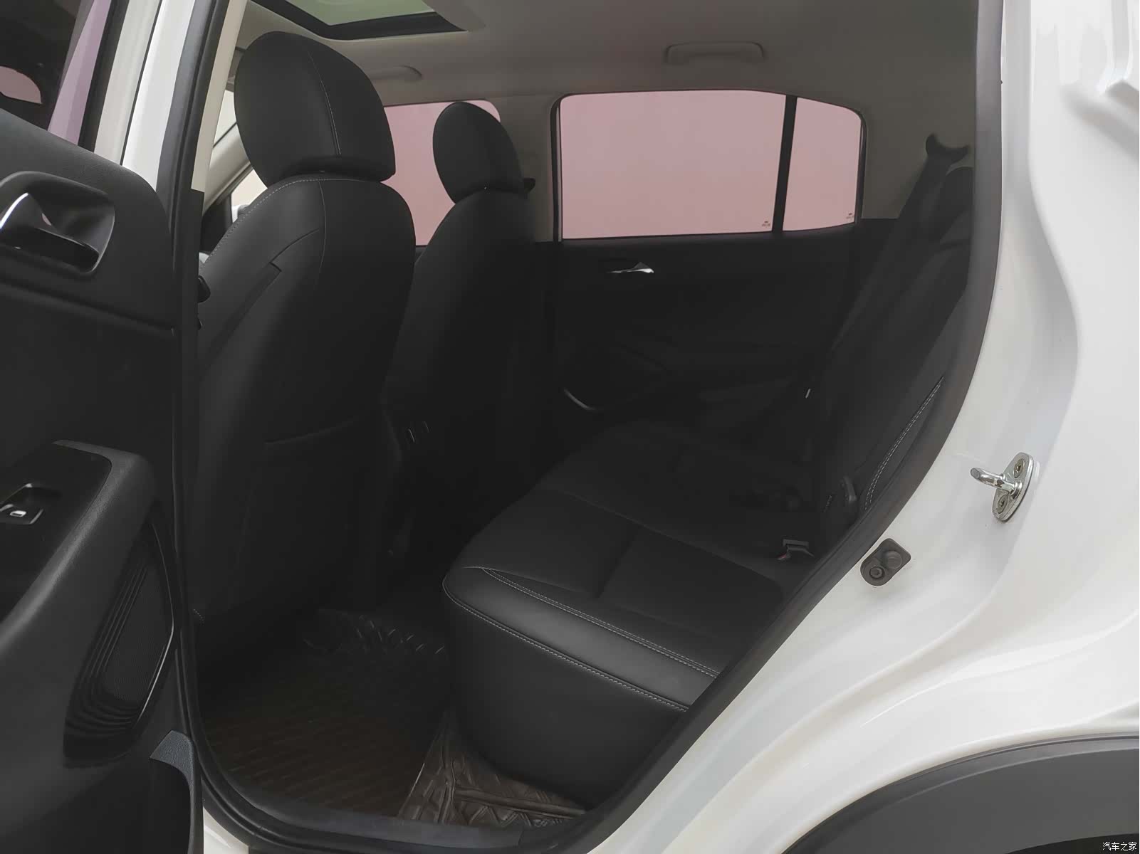 Hyundai ix35, 2023 17