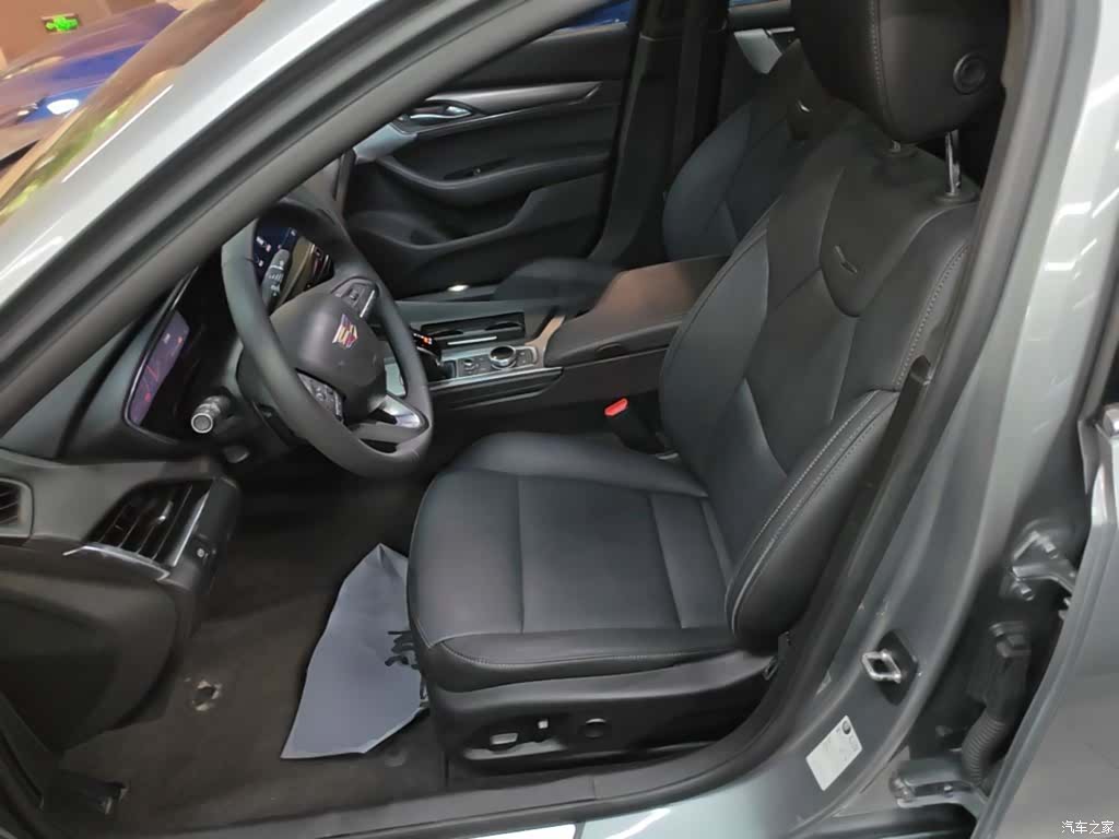 Cadillac CT5, 2023 15