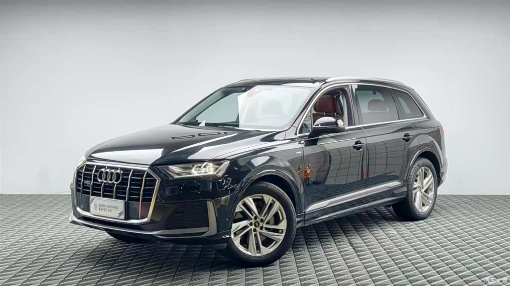 Audi Q7, 2023 1