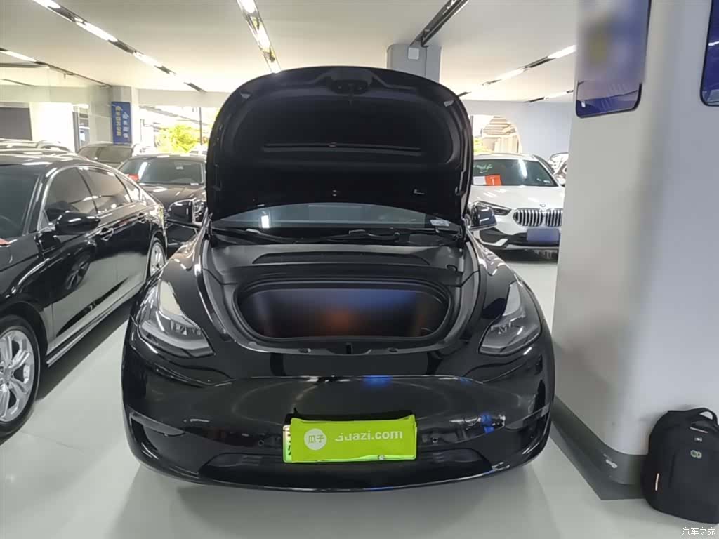 Tesla Model Y, 2022 20