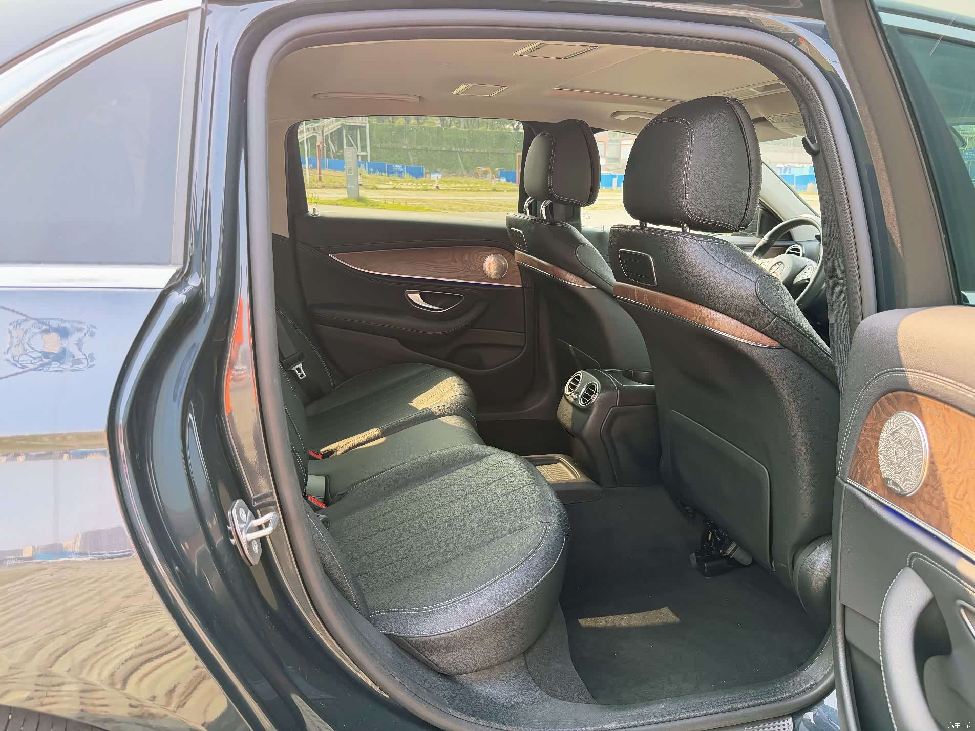 Mercedes-Benz E-Class, 2017 15