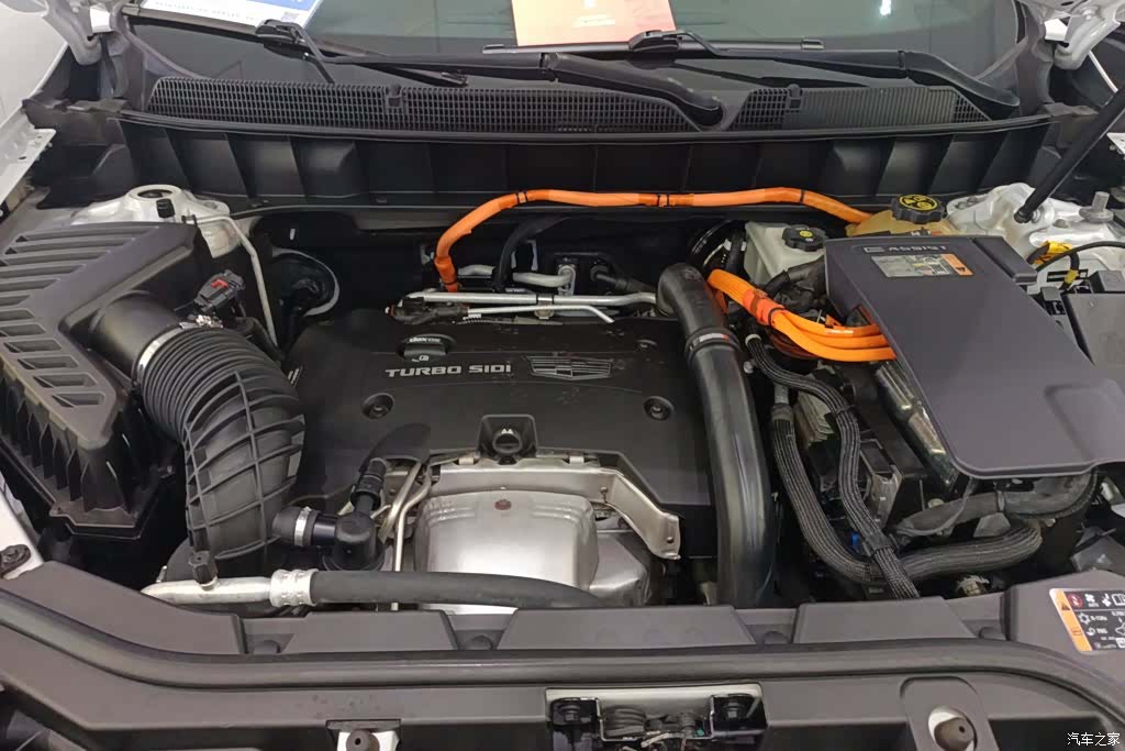 Cadillac XT5, 2019 10