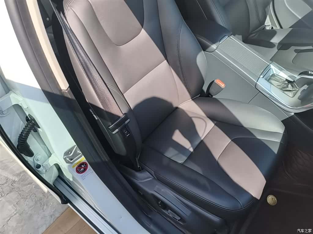 Volvo S60, 2016 25
