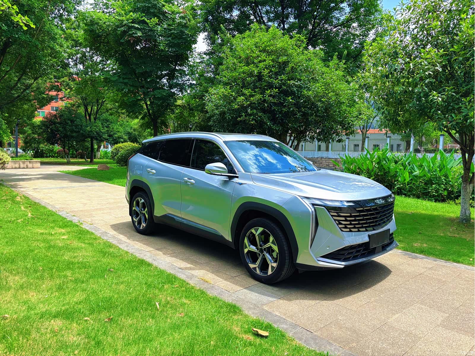 Geely Boyue, 2024 3