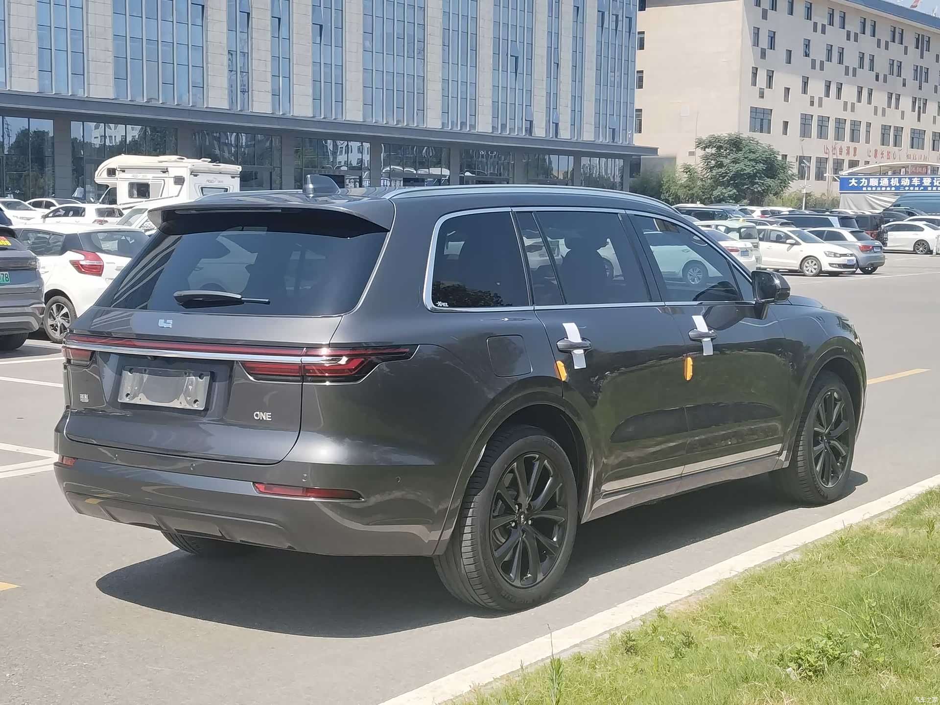 Li Auto ONE, 2022 все фото