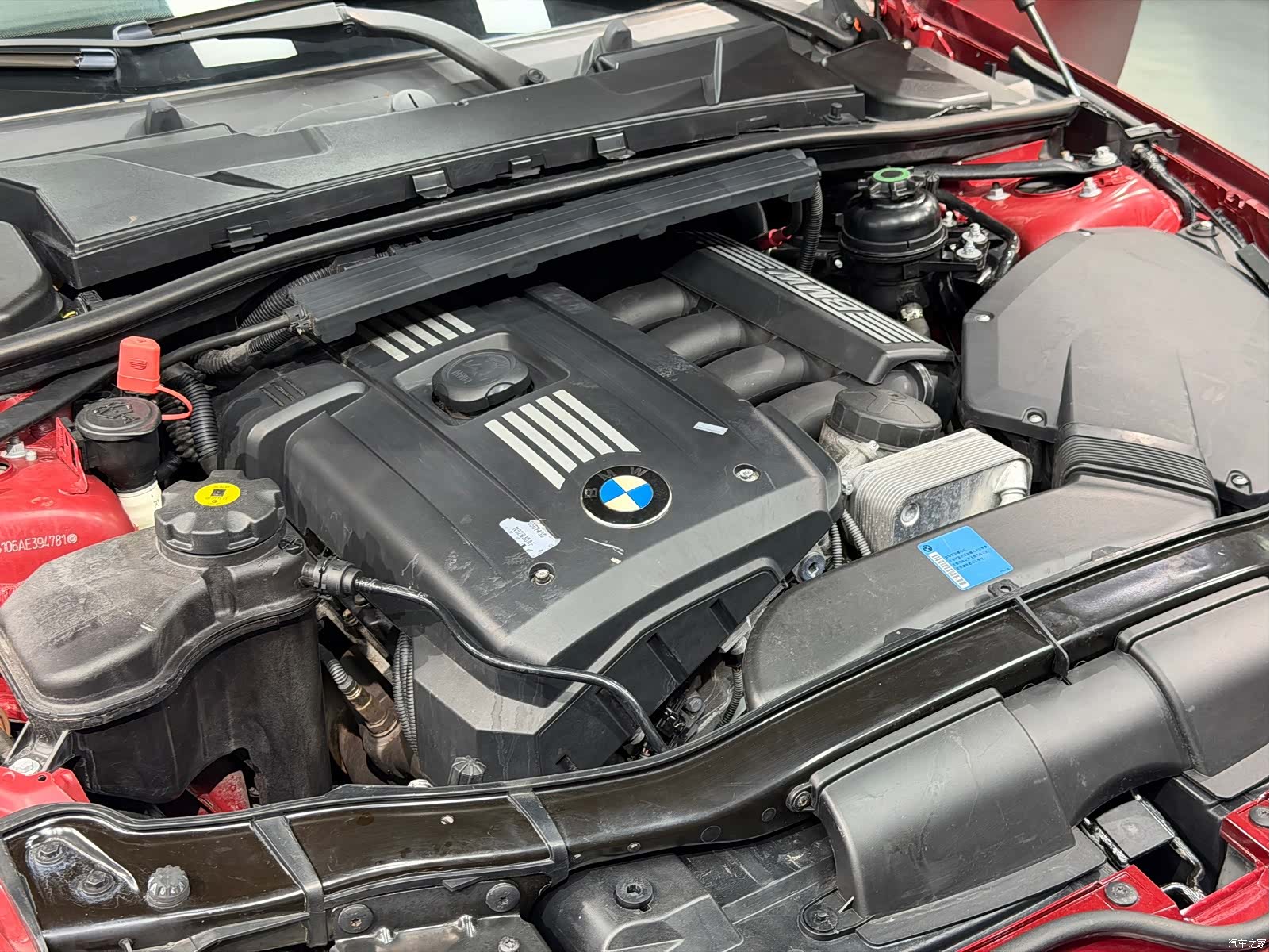 BMW 3 Series, 2011 18