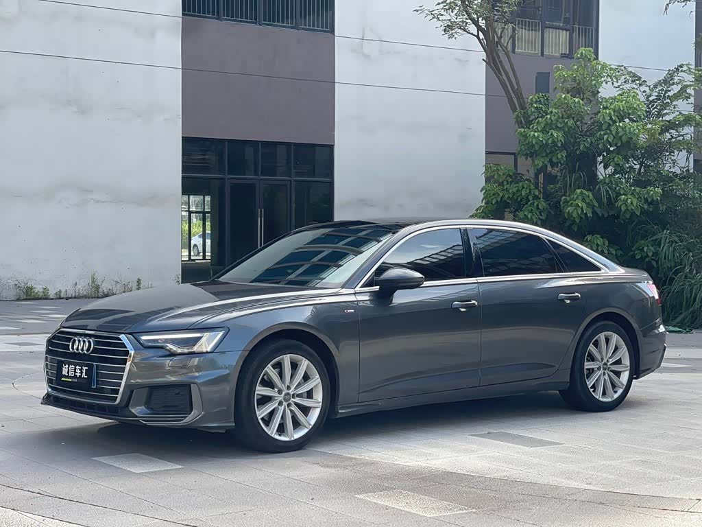 Audi A6L, 2022 1