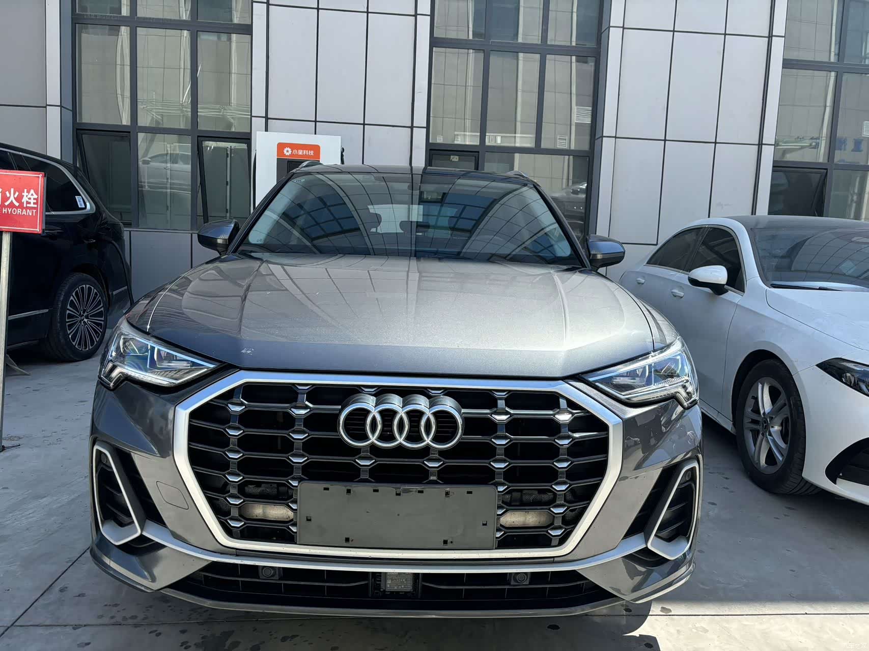 Audi Q3, 2023 1