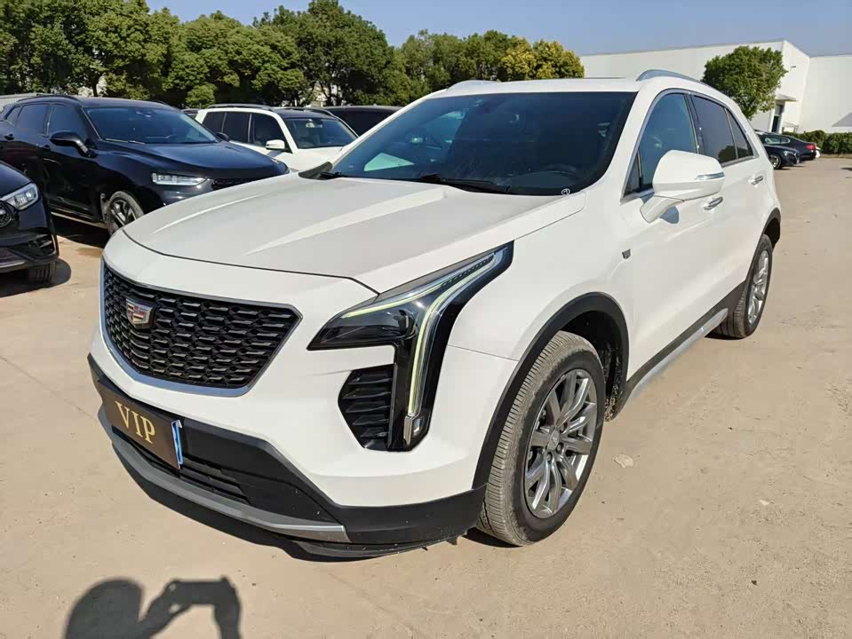 Cadillac XT4