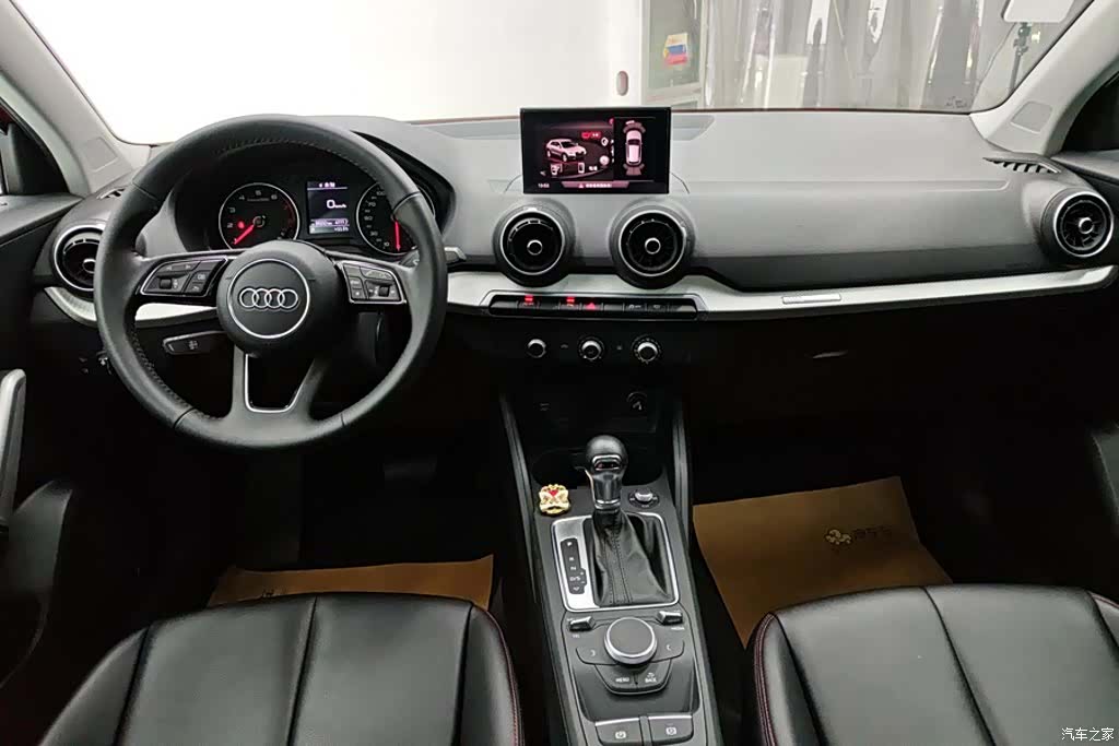 Audi Q2L, 2021 12