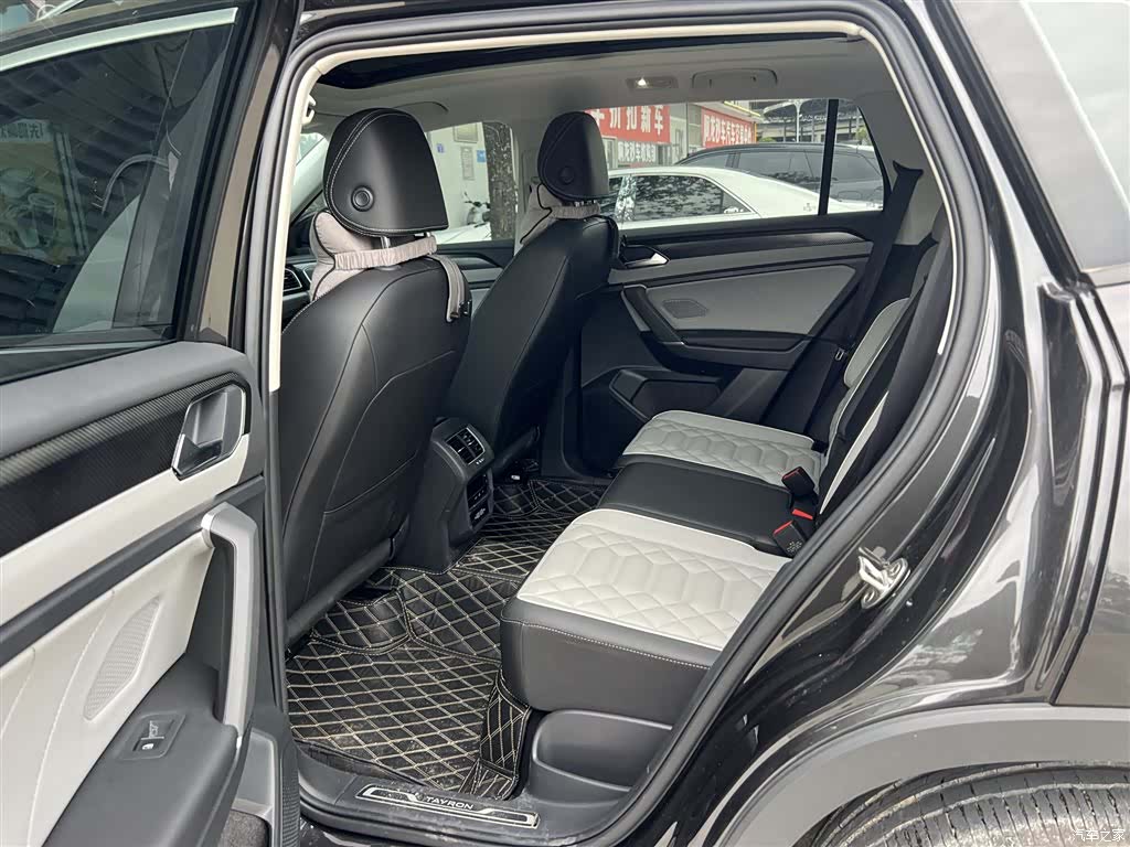 Volkswagen Tayron, 2025 6