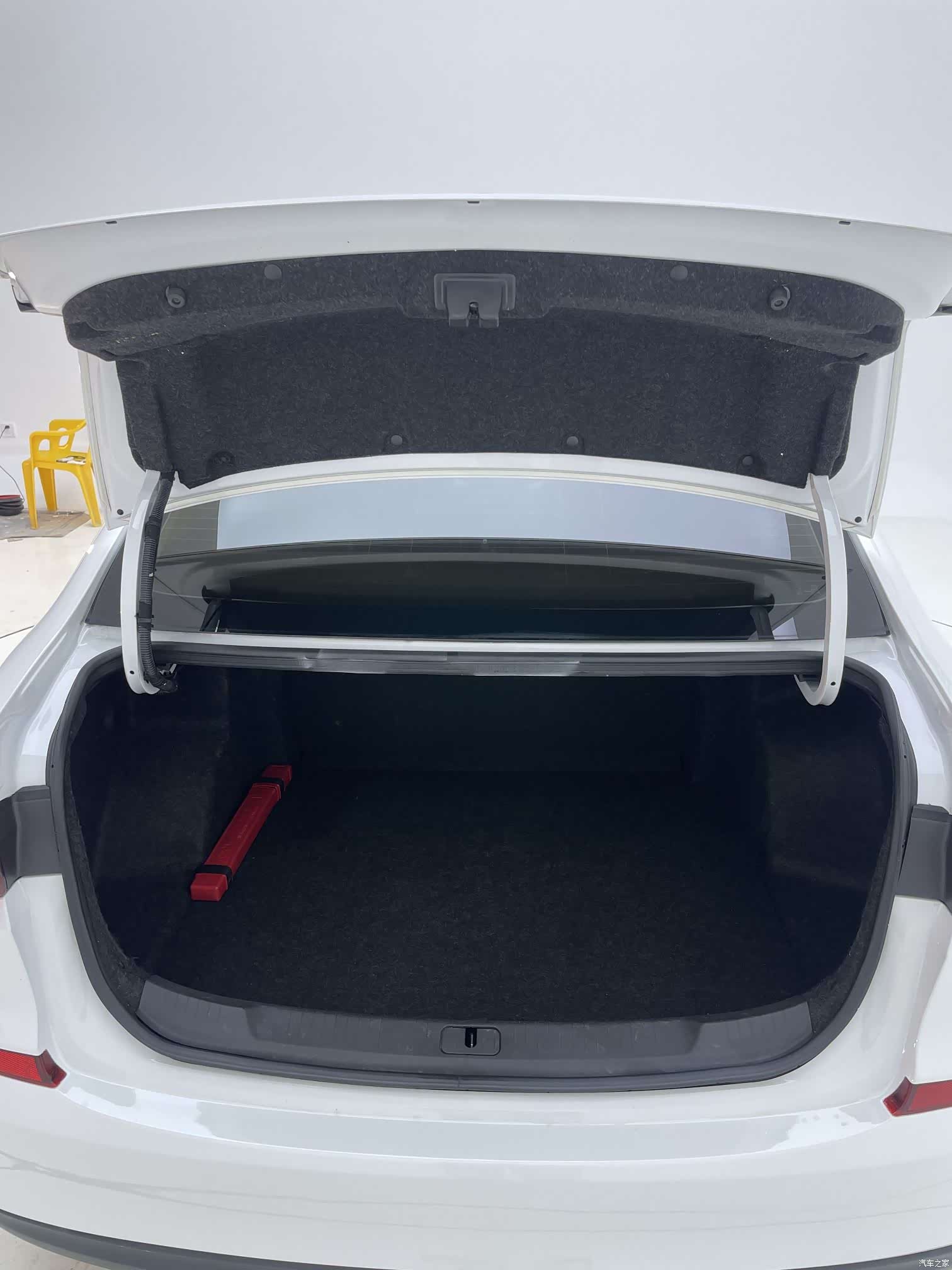 Chevrolet 320, 2022 26