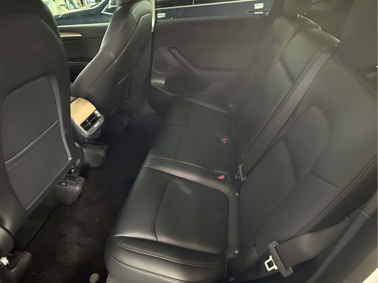 Tesla Model Y, 2022 7