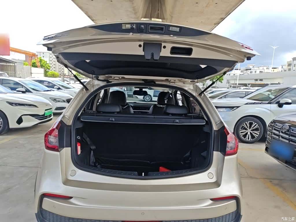 Geely X3, 2019 19