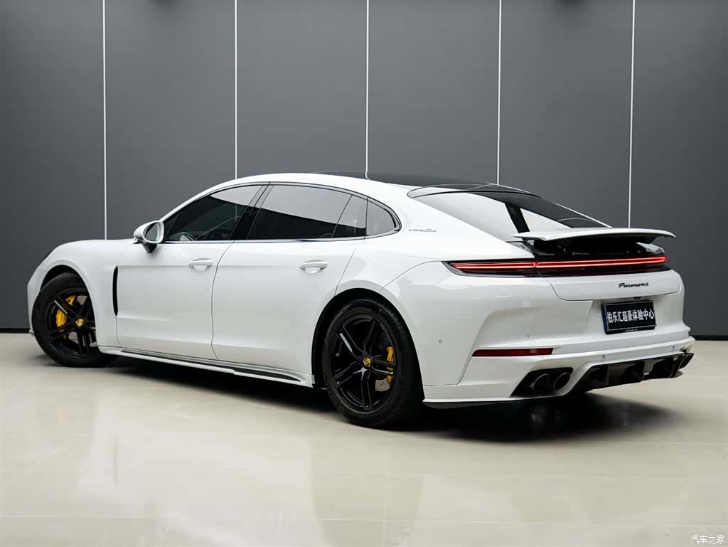 Porsche Panamera, 2025 все фото
