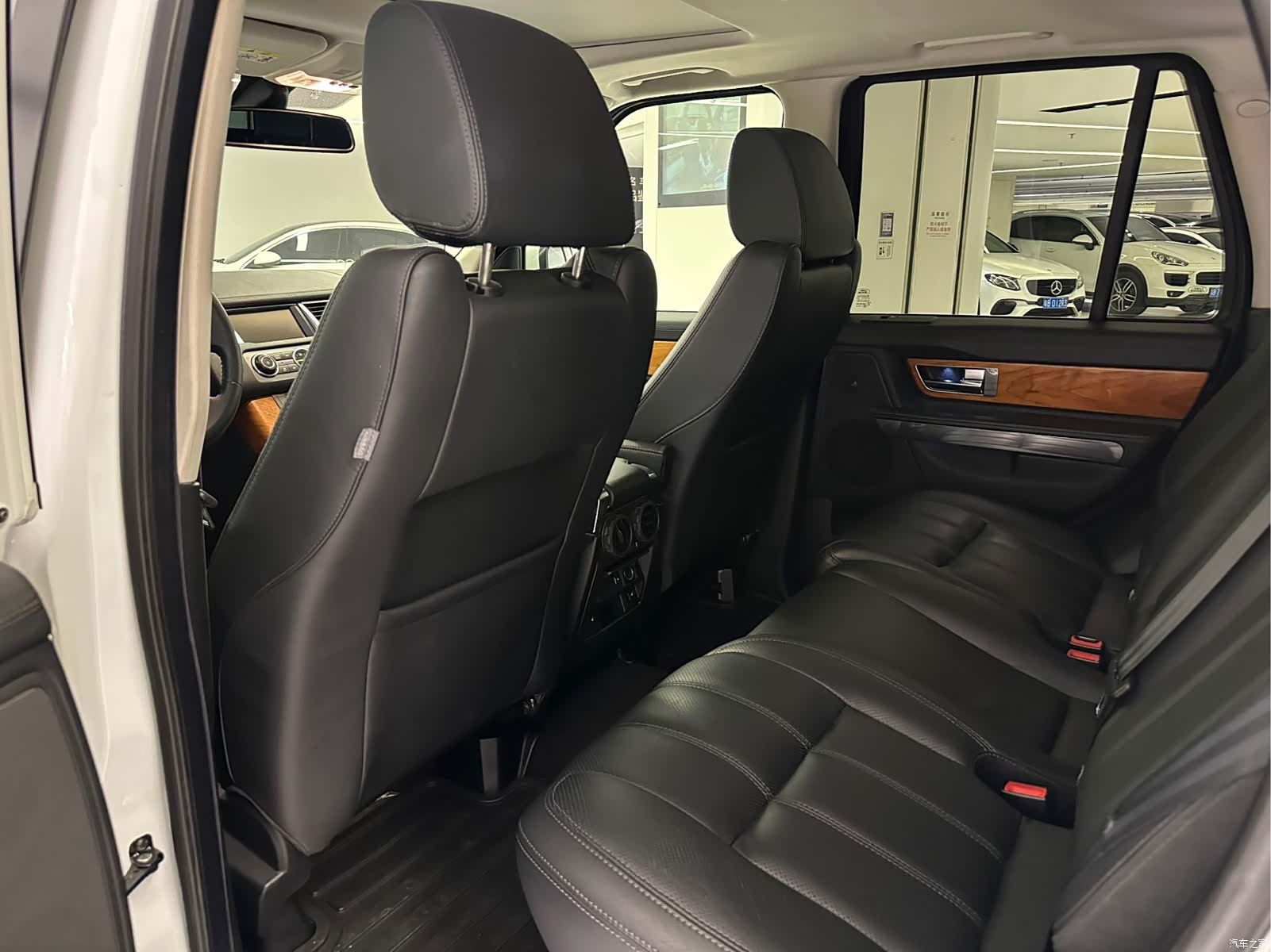 Land Rover Range Rover, 2012 10