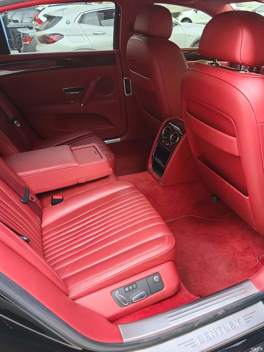 Bentley Flying Spur, 2017 7